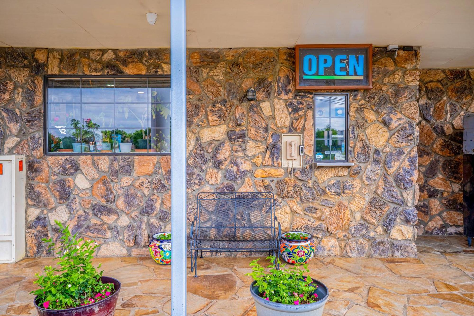 Purple Sage By Oyo Snyder Tx Motel Bagian luar foto